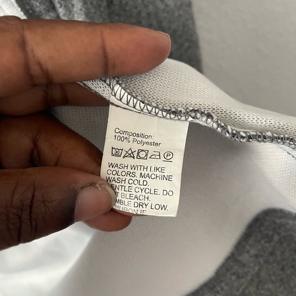 EUC Sz S (4) Gray Button Over-shirt /Sweater - Picture 5 of 13